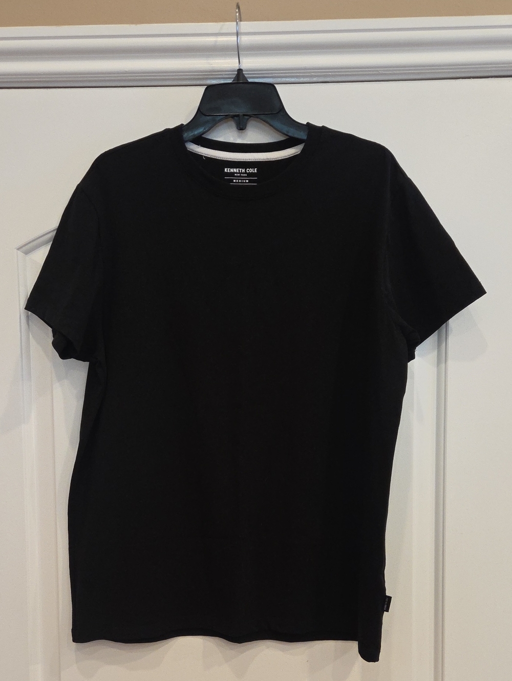 Kenneth Cole Men's Black Crew Tee Size M